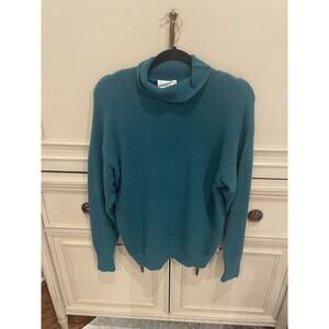 Aritzia Wilfred Free Forest Green Nylon Turtleneck Oversize Sweater. So Soft. XS